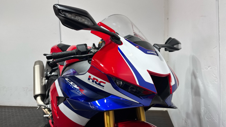 Honda CBR1000SPR2ED (24MY) Carbon Edition